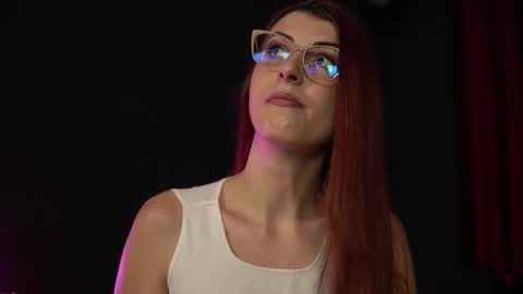 Tracy online show from October 12, 6:43 pm