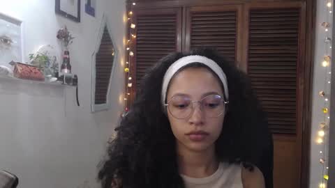 Snapshot of treasuresz chatting on January 23, 4:38 pm Emily online show from January 23, 4:38 pm