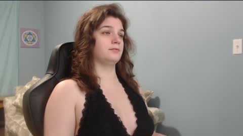 TreeJeanne online show from January 1, 5:33 pm