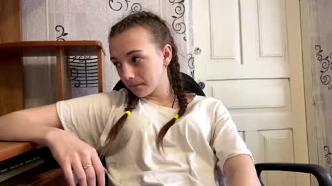 Tina online show from May 2, 6:06 am
