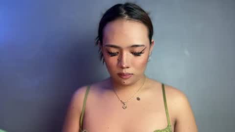 trexie_fucks15 online show from May 18, 3:07 pm