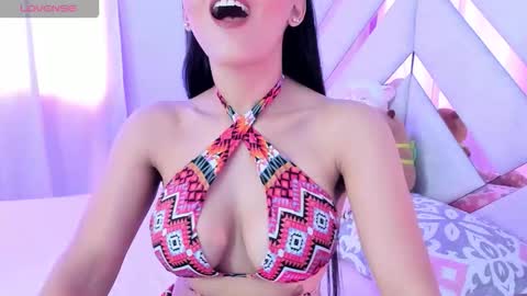 Trissha online show from November 6, 2:12 pm