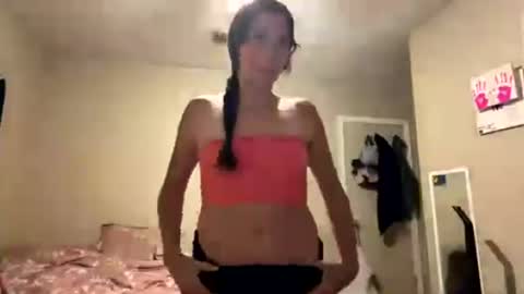 tristianmarie online show from July 22, 12:00 am