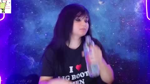 trixiedoescamcam online show from May 19, 4:25 pm