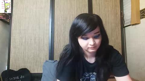 trixiedoescamcam online show from March 5, 1:01 am