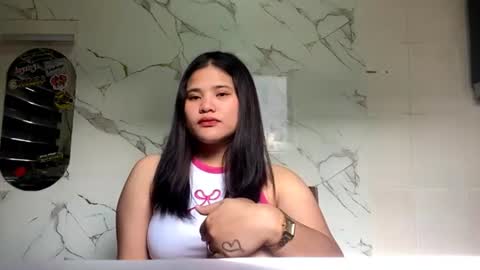 Mireille online show from July 8, 1:19 am