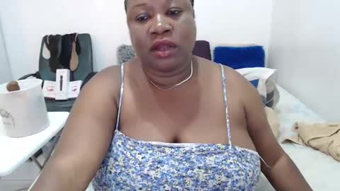 Snapshot of truebella30 chatting on January 25, 7:17 am TrueBella30 online show from January 25, 7:17 am