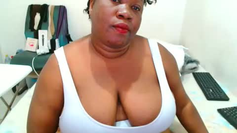 Snapshot of truebella30 chatting on September 14, 1:31 pm TrueBella30 online show from September 14, 1:31 pm