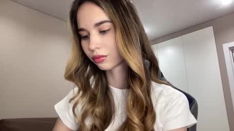 tryme_muse online show from November 16, 3:01 pm