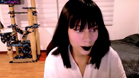 Cait online show from January 13, 3:34 am