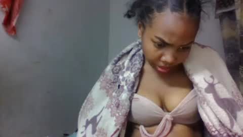 tsaralaza online show from October 13, 10:45 pm