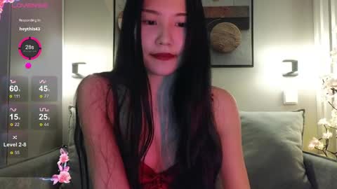 Yuki online show from May 16, 10:36 am