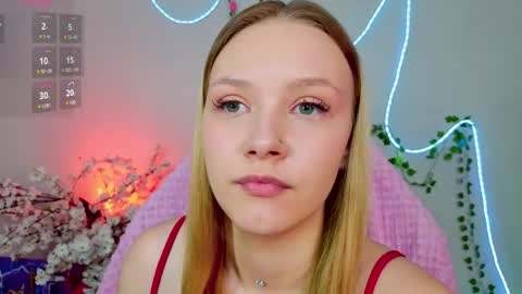 Theo online show from April 5, 8:02 am