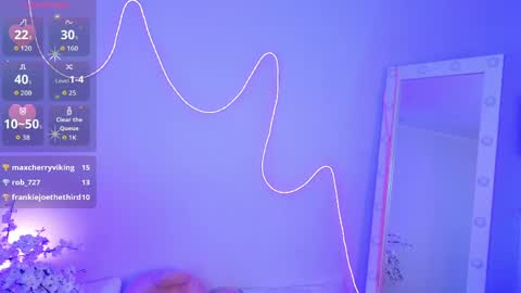 Theo online show from April 8, 1:35 pm