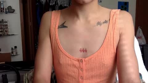 Snapshot of tucataleya chatting on January 21, 6:23 pm MissCataleya online show from January 21, 6:23 pm