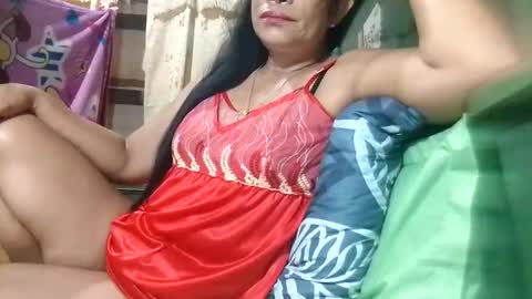 Mae online show from May 5, 9:40 pm