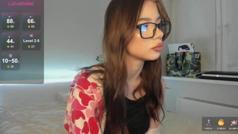 Hi everyone my name is Tina Id love it if you could help make sense of it here  online show from January 28, 5:24 pm