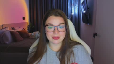 Ariana online show from October 7, 9:19 pm