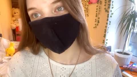 Emily online show from March 30, 2:16 pm