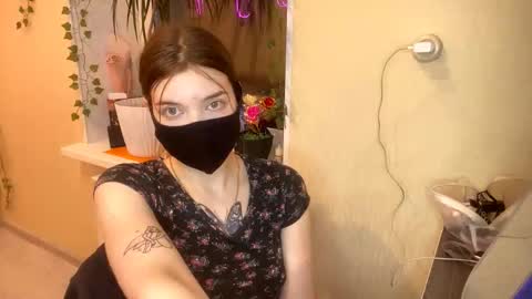 Emily online show from March 25, 4:54 pm