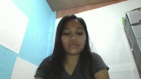 Snapshot of twinkle_purplemelon chatting on March 9, 12:00 am twinkle_purplemelon online show from March 9, 12:00 am