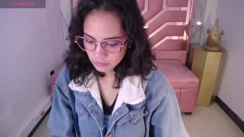 TYNA  online show from December 9, 4:26 pm