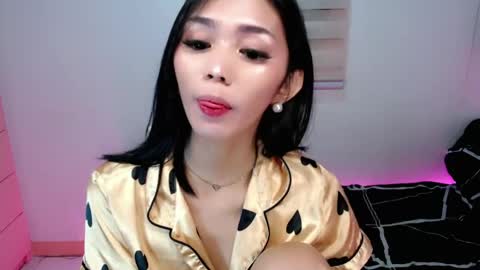 urbbgirl alliah online show from May 25, 8:52 pm