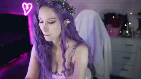 Izzy    online show from February 22, 5:09 pm