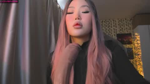 uko sa online show from January 8, 11:14 am