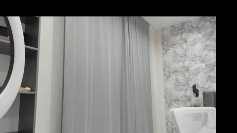 Melena online show from November 11, 1:12 am