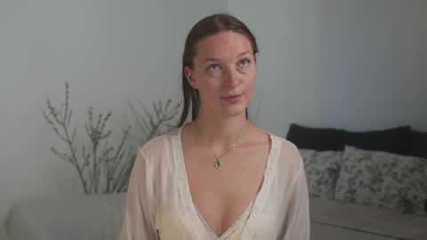Sasha online show from May 28, 6:33 am
