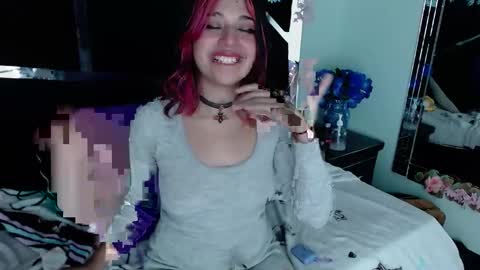 UnderBaby online show from March 1, 7:37 pm
