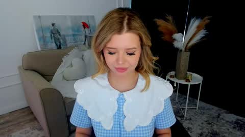 Alice online show from May 27, 4:31 am