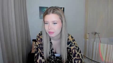Alice online show from June 24, 7:46 pm
