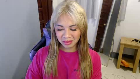 Vee online show from January 19, 7:04 am