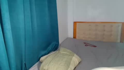 Vee online show from October 4, 3:34 am