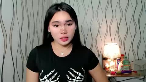 QUEENSY online show from November 24, 6:26 am