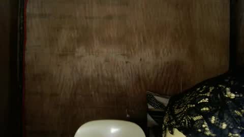 Snapshot of urasian_hotchix69 chatting on December 4, 6:39 pm Lycah online show from December 4, 6:39 pm