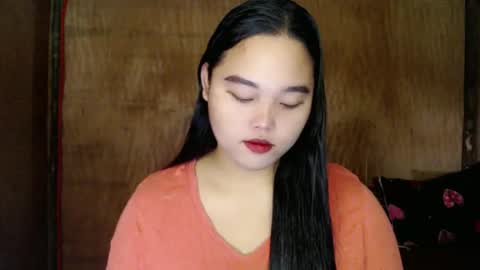 Snapshot of urasian_hotchix69 chatting on December 7, 11:23 pm Lycah online show from December 7, 11:23 pm