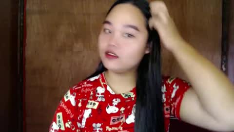 Snapshot of urasian_hotchix69 chatting on December 4, 1:36 am Lycah online show from December 4, 1:36 am