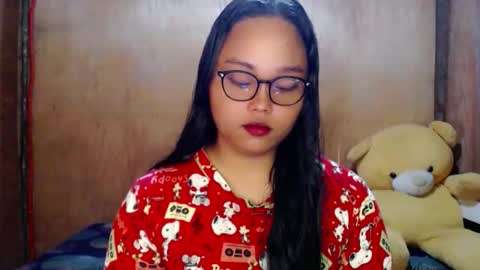 Snapshot of urasian_hotchix69 chatting on October 1, 12:48 am Lycah online show from October 1, 12:48 am