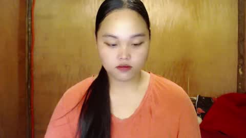 Snapshot of urasian_hotchix69 chatting on December 30, 8:43 am Lycah online show from December 30, 8:43 am
