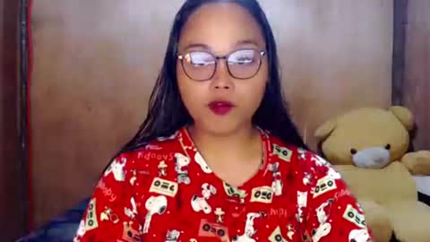Snapshot of urasian_hotchix69 chatting on October 3, 10:09 am Lycah online show from October 3, 10:09 am