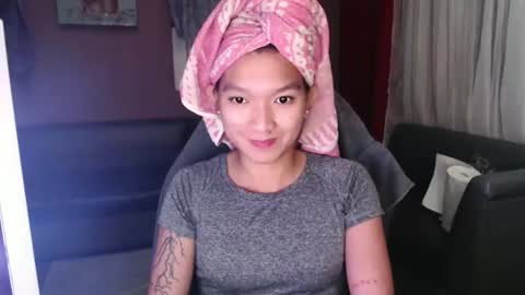 NEWRA  ALLISON online show from October 23, 7:25 am