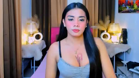 Olivia online show from December 21, 5:28 pm