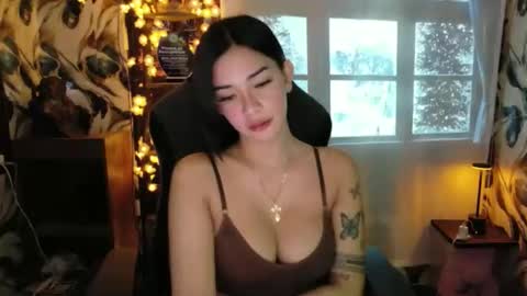 jess online show from May 20, 11:40 am