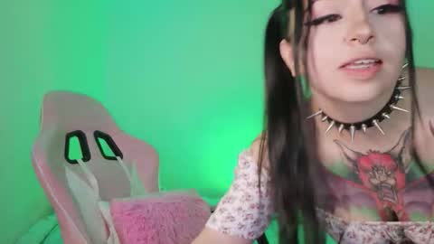 Danielle  online show from March 20, 9:36 am