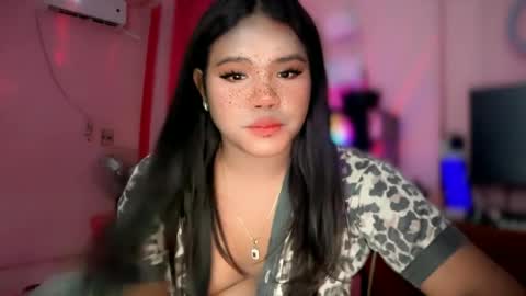 Sofia online show from May 3, 6:55 pm