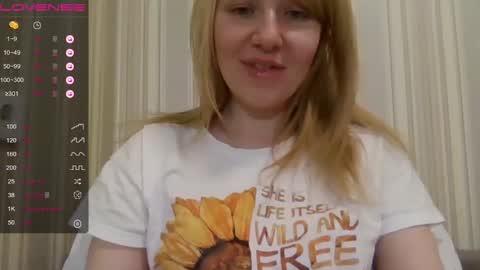 Snapshot of urbadkitty chatting on December 13, 1:01 pm urbadkitty online show from December 13, 1:01 pm