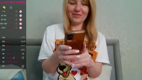Snapshot of urbadkitty chatting on December 11, 6:58 am urbadkitty online show from December 11, 6:58 am